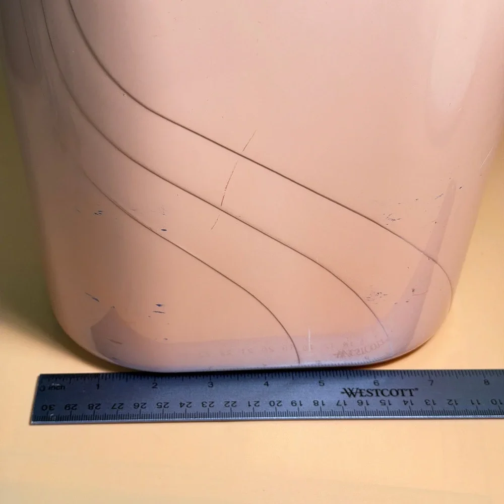 Rubbermaid vintage wastebasket